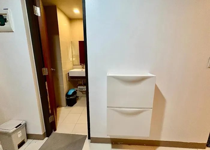 Apartment Aesthetic Modern 1br One Uptown Bgc Manila