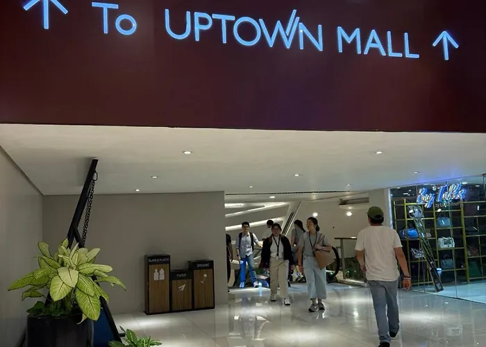 Apartment Aesthetic Modern 1br One Uptown Bgc