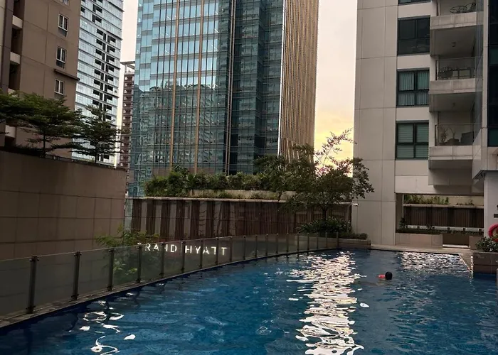 Aesthetic Modern 1br One Uptown Bgc Apartment Manila