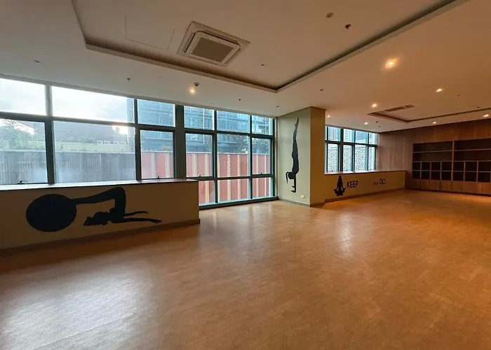 Aesthetic Modern 1br One Uptown Bgc